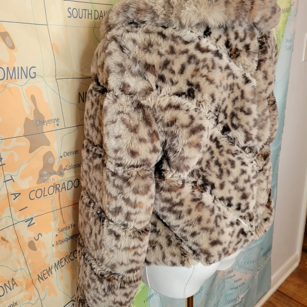 Sofia by Sofia Vergara Faux Fur Leopard Print Bomber Jacket Size S - Picture 11 of 16